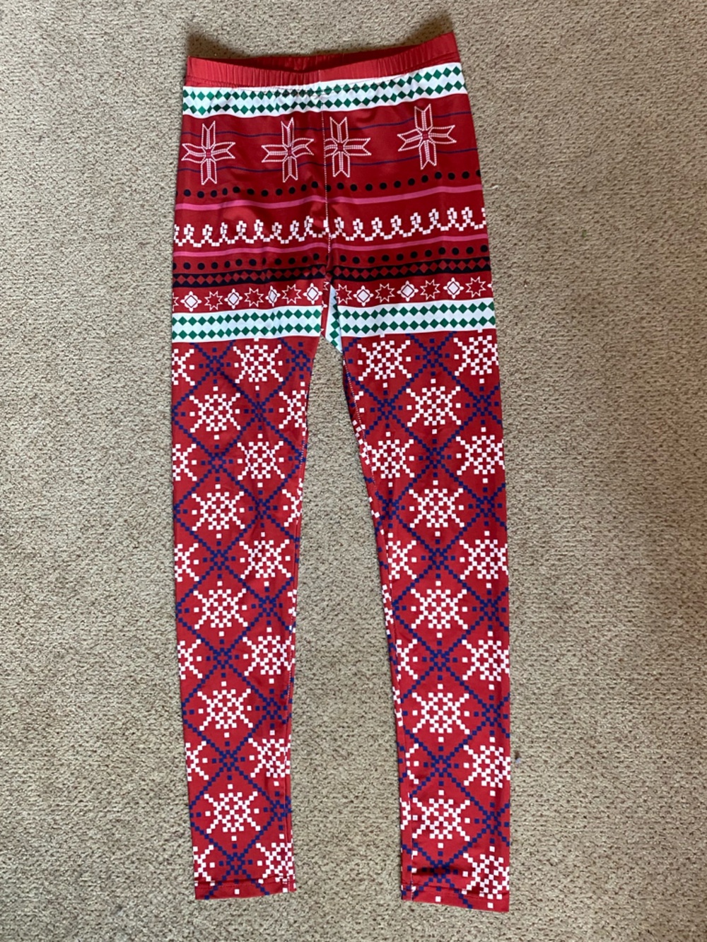 Like New Red Holiday Thermal Leggings size Medium